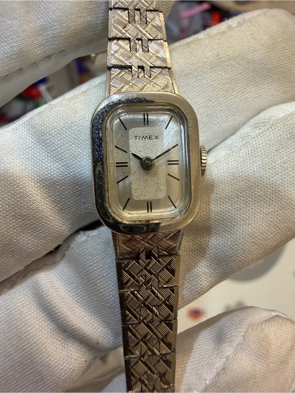 Vintage Timex Ladies Mechanical Watch Silver Tone Cushion Expandable Band Runs